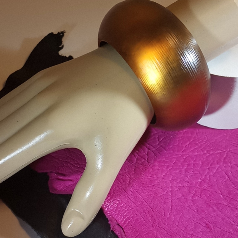 Alexis bittar large gold lucite bangle